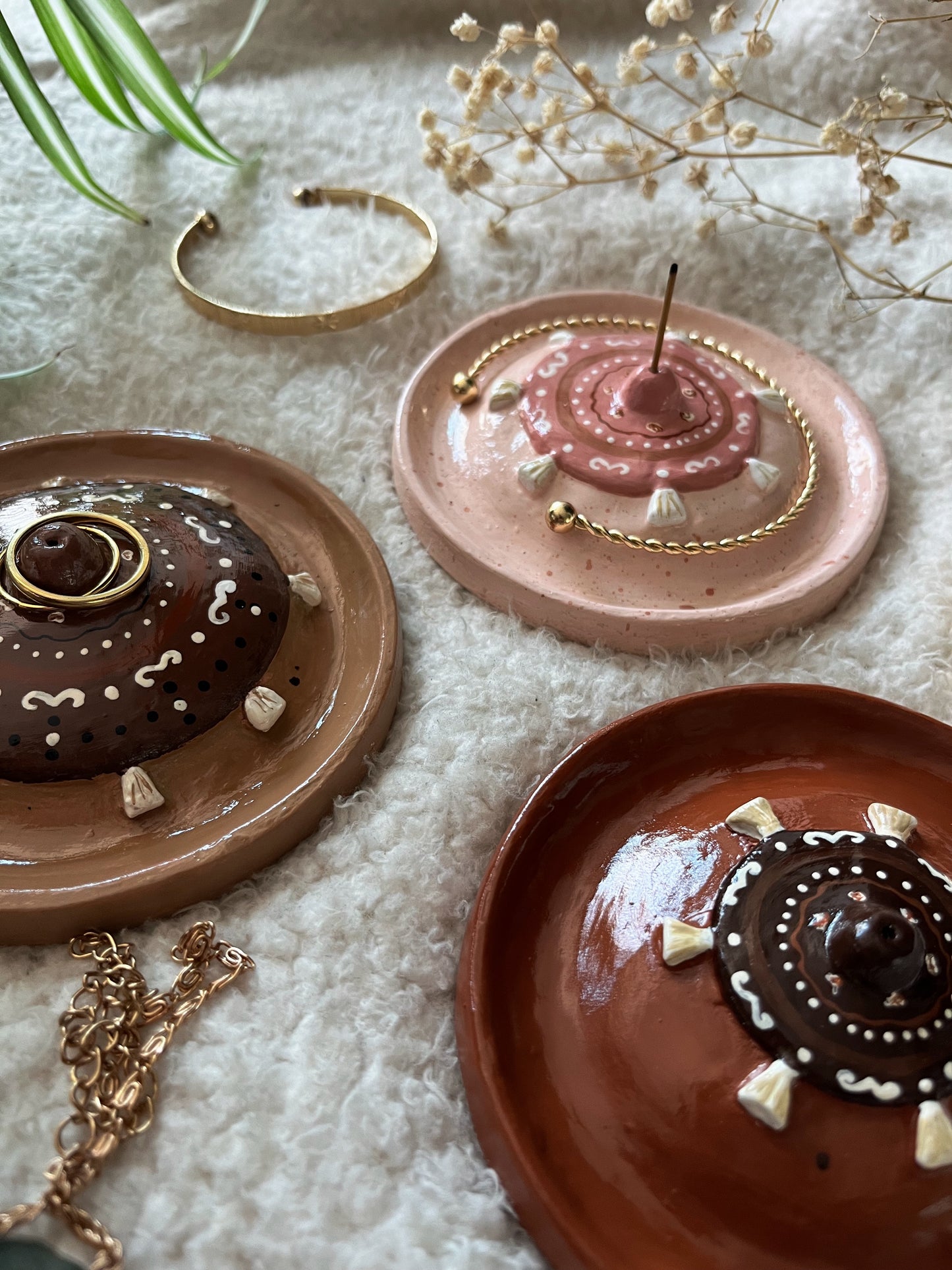 Areola Rug Dish