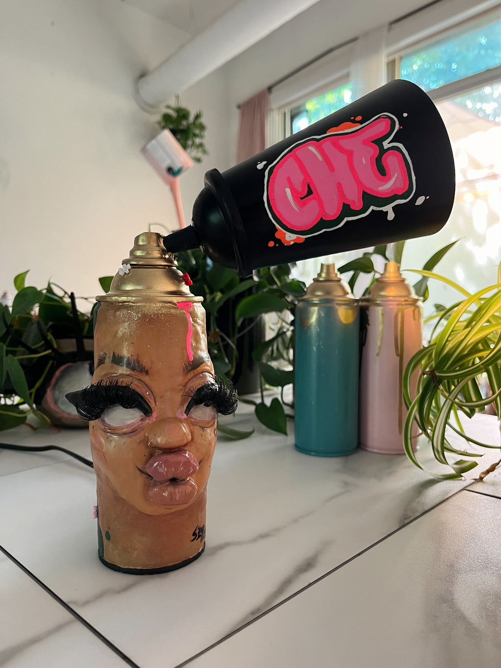 SPRAY CANvas LAMP (Sculpture)