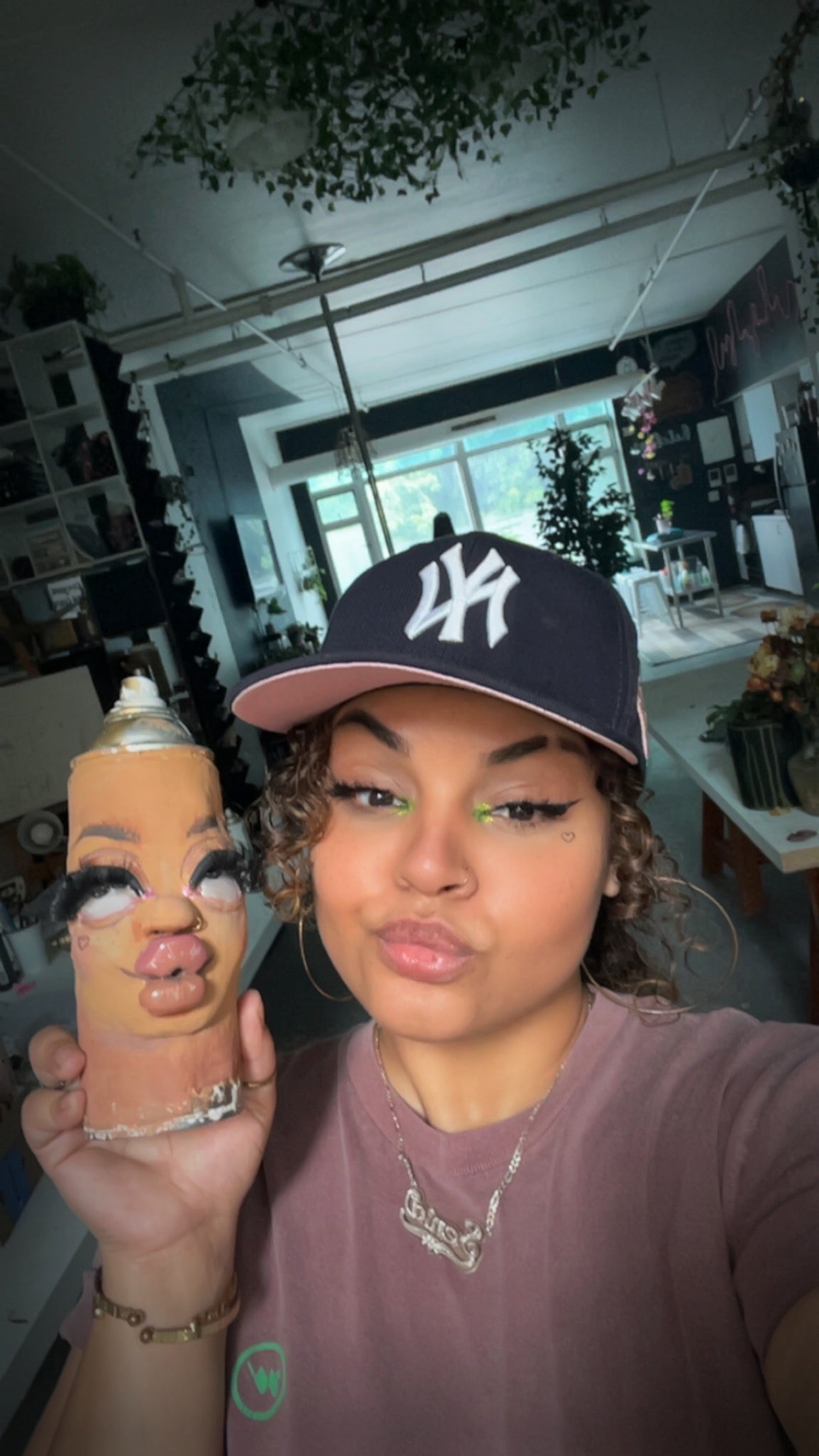 SPRAY CANvas LAMP (Sculpture)