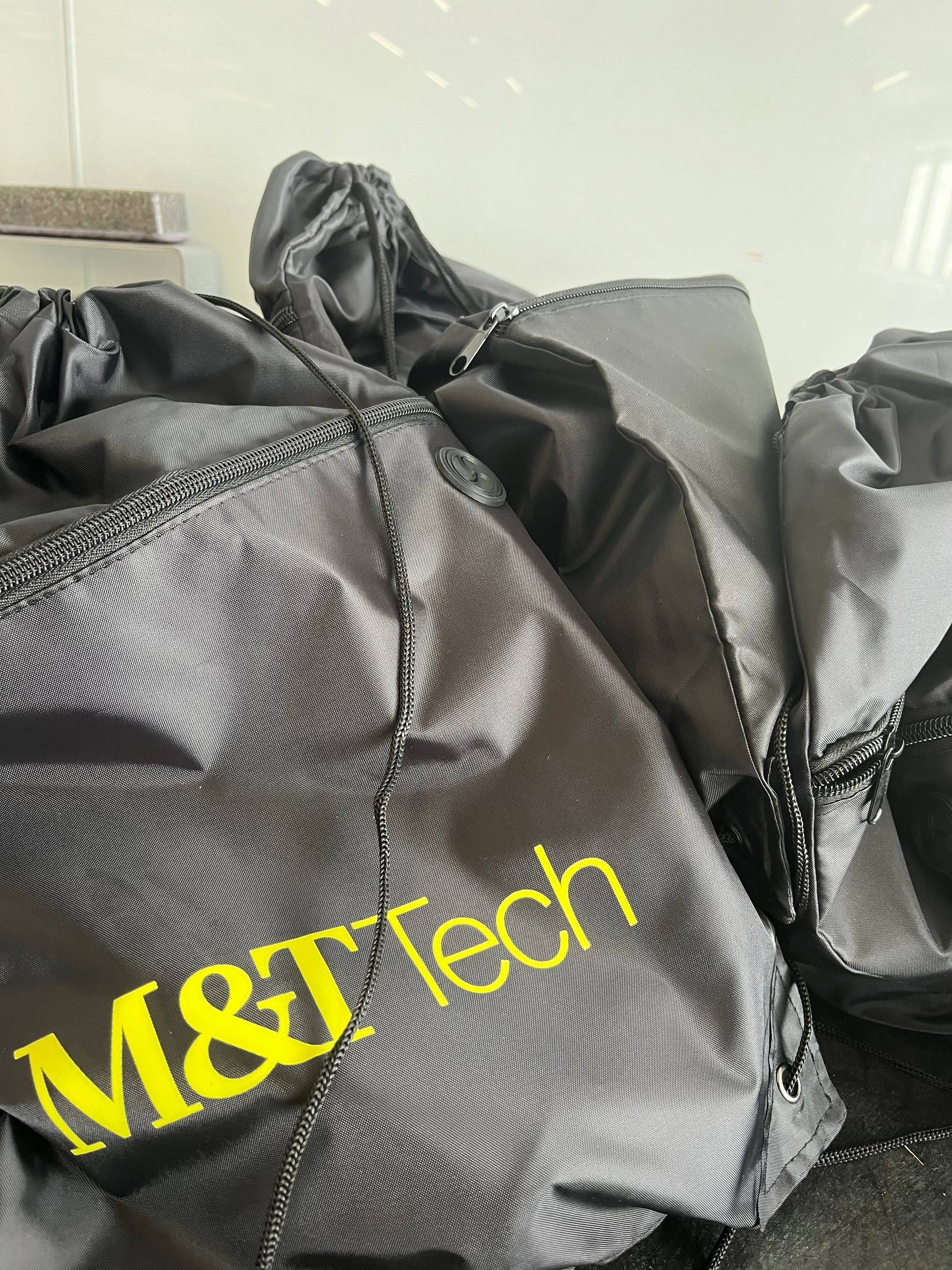 Kids day at M&T Tech Acadamy (live guest illustration)